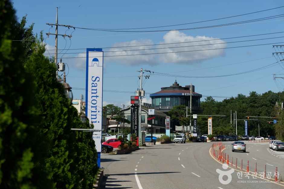 九峰山观景台咖啡街