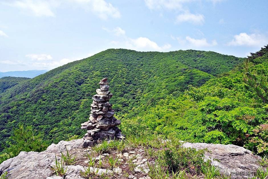 断石山