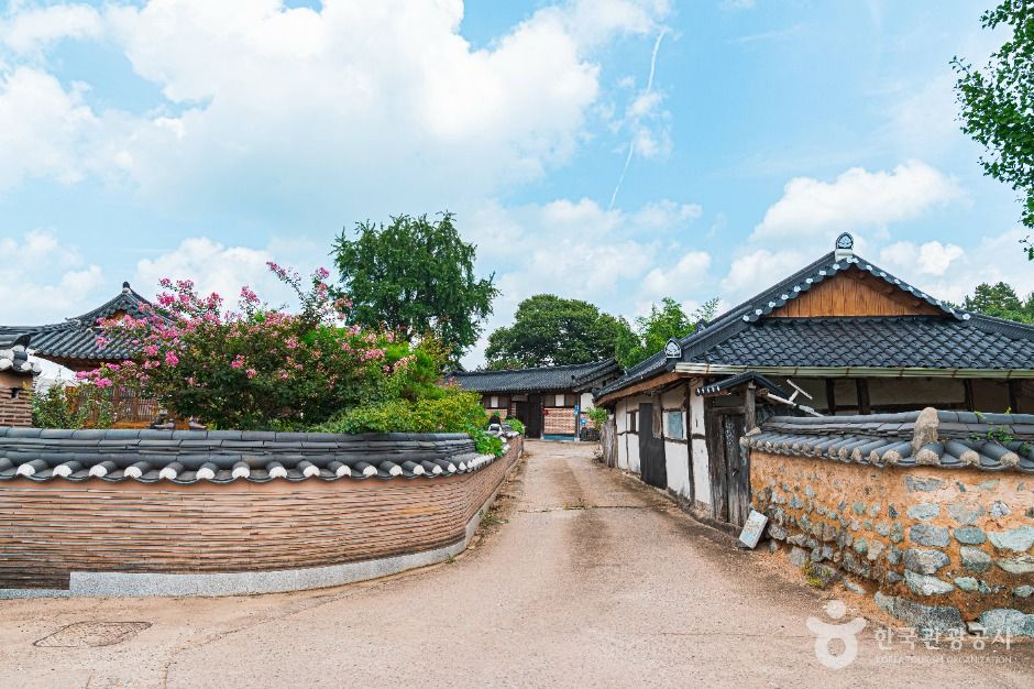 Dorae Village