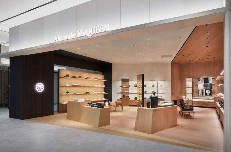 [事後免税店] ALEXANDER McQUEEN（アレキサンダー・マックイーン）・ロッテ百貨店トンタン（東灘）店(알렉산더 맥퀸 롯데백화점 동탄점)