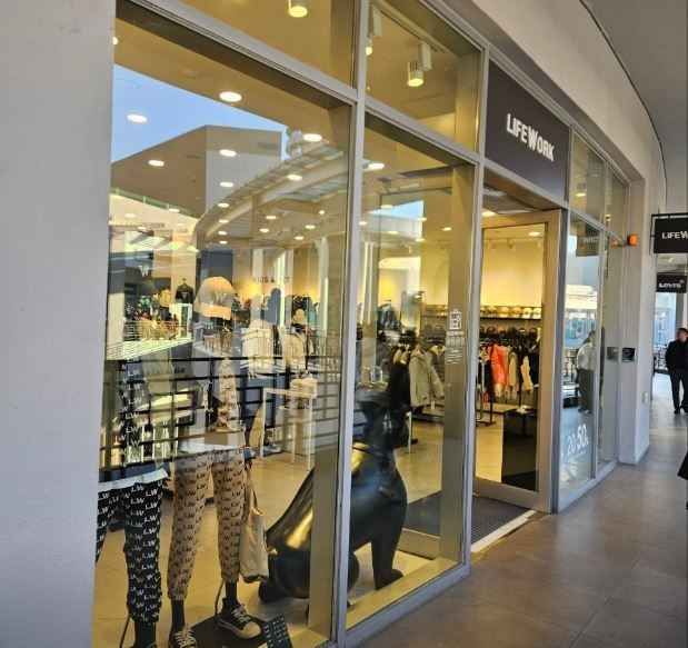 [事後免税店] LIFEWORK（ライフワーク）・ロッテプレミアムアウトレットキムヘ（金海）店(라이프워크 롯데프리미엄아울렛 김해점)