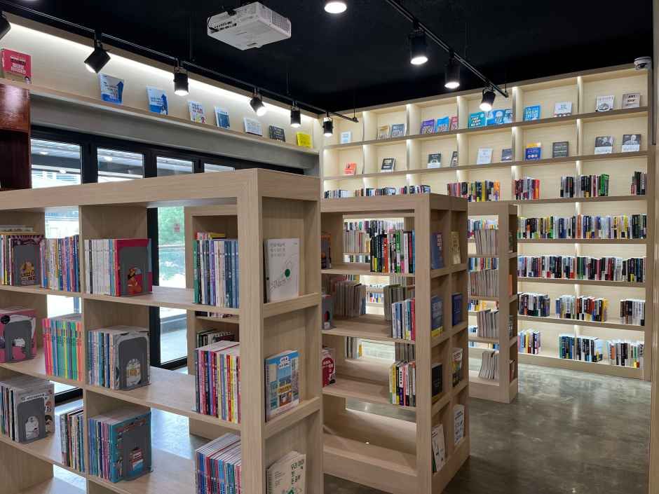 원주_원주시미래성장교육관 (14).jpg