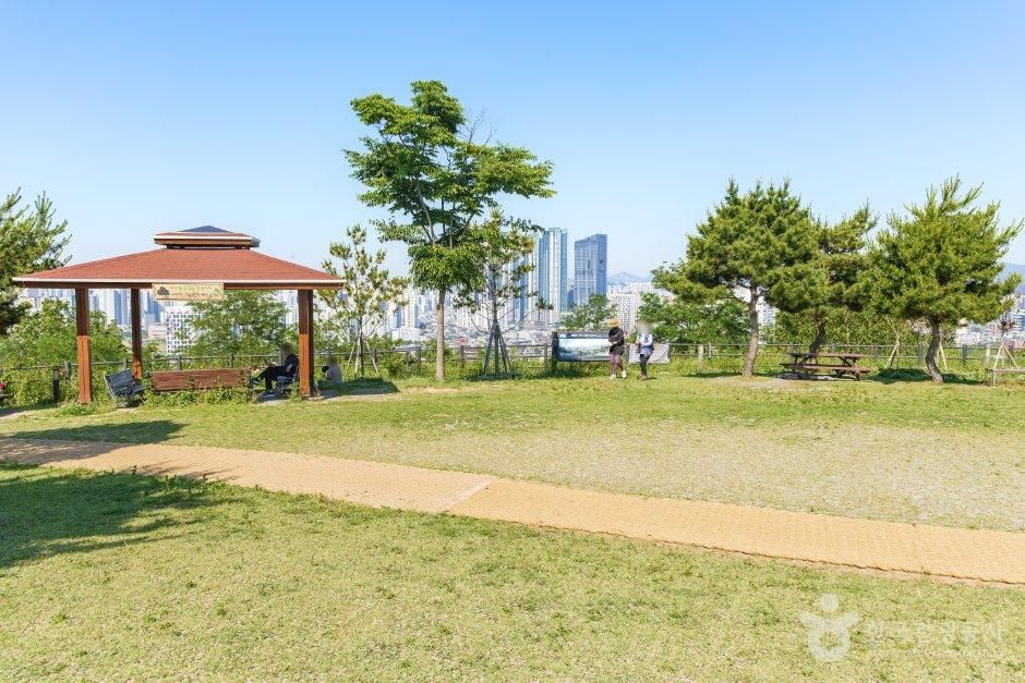 배봉산