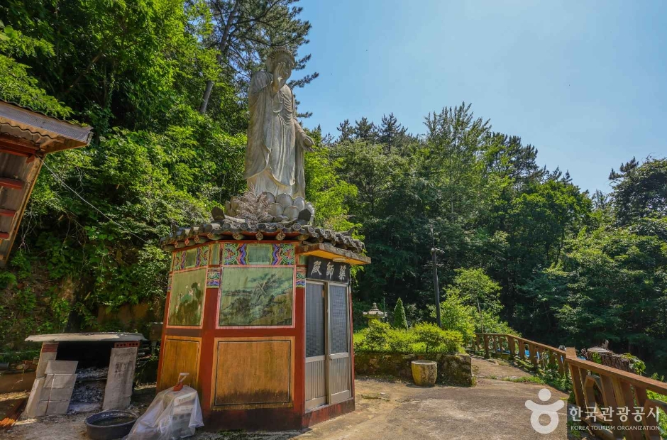Yaksuam Hermitage (Busan)