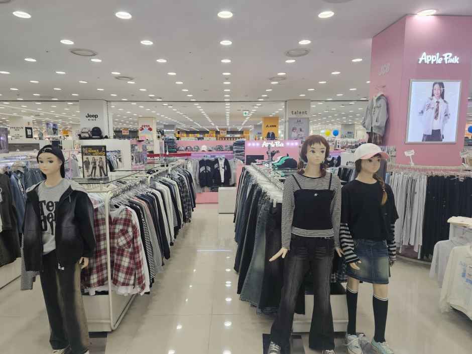アップルピンク モダアウトレット 仁川店
