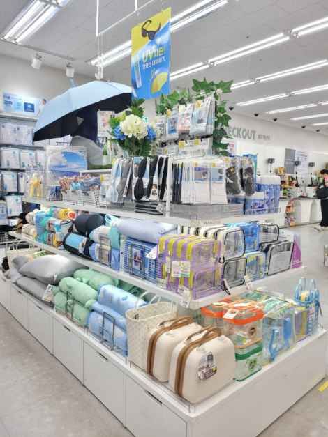 DAISO Hongdae Entrance Branch[Tax Refund Shop](다이소 홍대입구점)