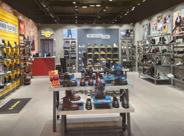 [事後免税店] DR. MARTENS（ドクターマーチン）・スターフィールドコヤン（高陽）店(닥터마틴 스타필드 고양점)