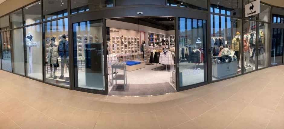 Le Coq Sportif - LOTTE Premium Outlet Uiwang Branch [Tax Refund Shop] (르꼬끄 롯데프리미엄아울렛 의왕점)