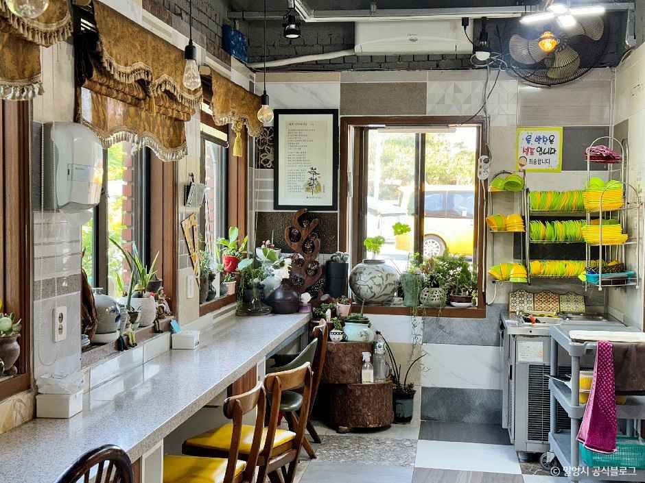 밀양_솔밭만두 (4).jpg