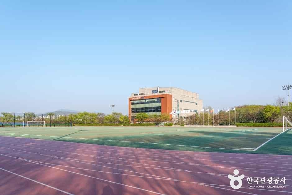 복합생활스포츠타운 - 경기도 군포시 군포로 339 (부곡동) 관광 명소