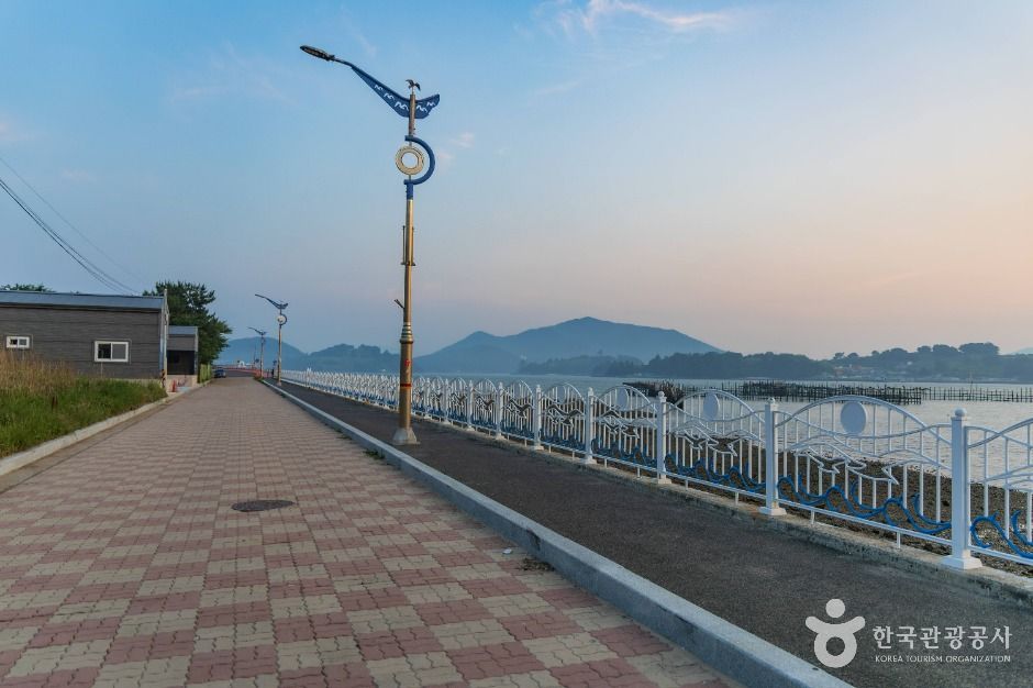 实安海岸路