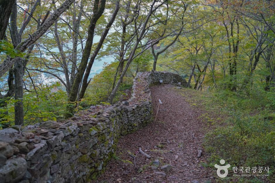 茂朱 赤裳山城