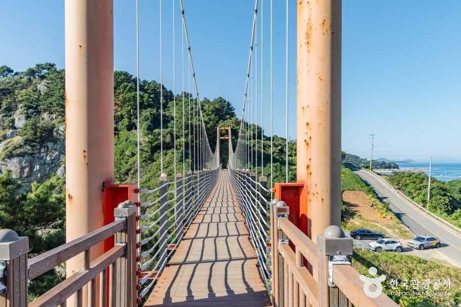 욕지도 출렁다리