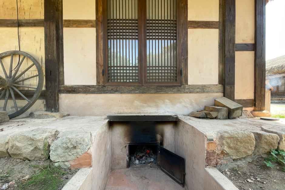 안동_락고재 하회한옥호텔 초가별관_찜질방 (3).jpg