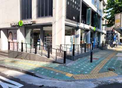 [事後免税店] Olive Young・ハプチョン（合井）カフェ通り店(올리브영 합정카페거리점)