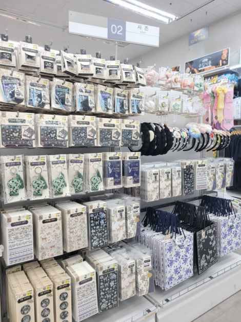 DAISO Hongdae Entrance Branch[Tax Refund Shop](다이소 홍대입구점)