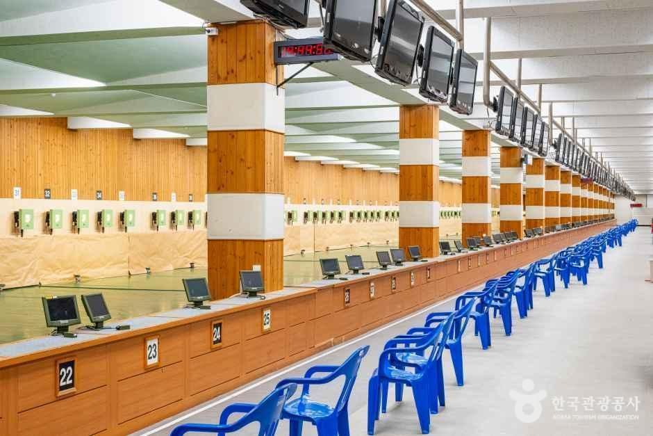 경남_창원_창원국제사격장_내부_2.jpg