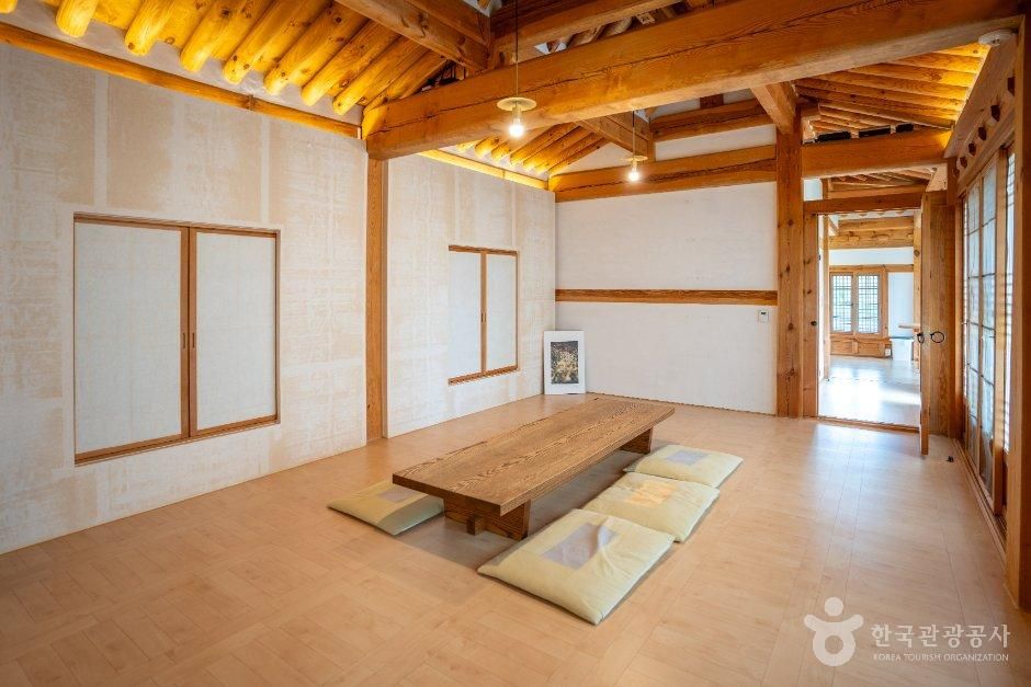 하동_최참판댁 한옥숙박시설 (4).jpg
