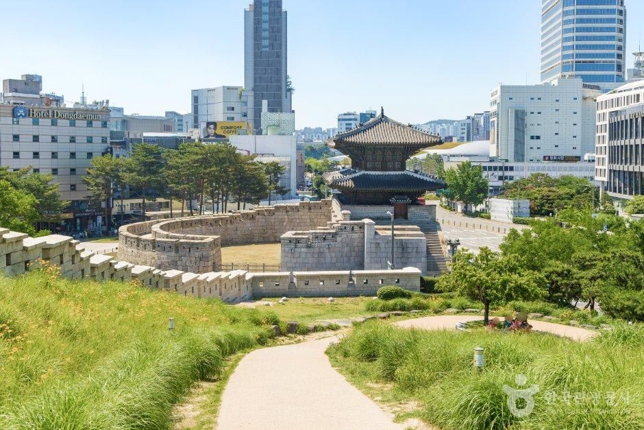 흥인지문