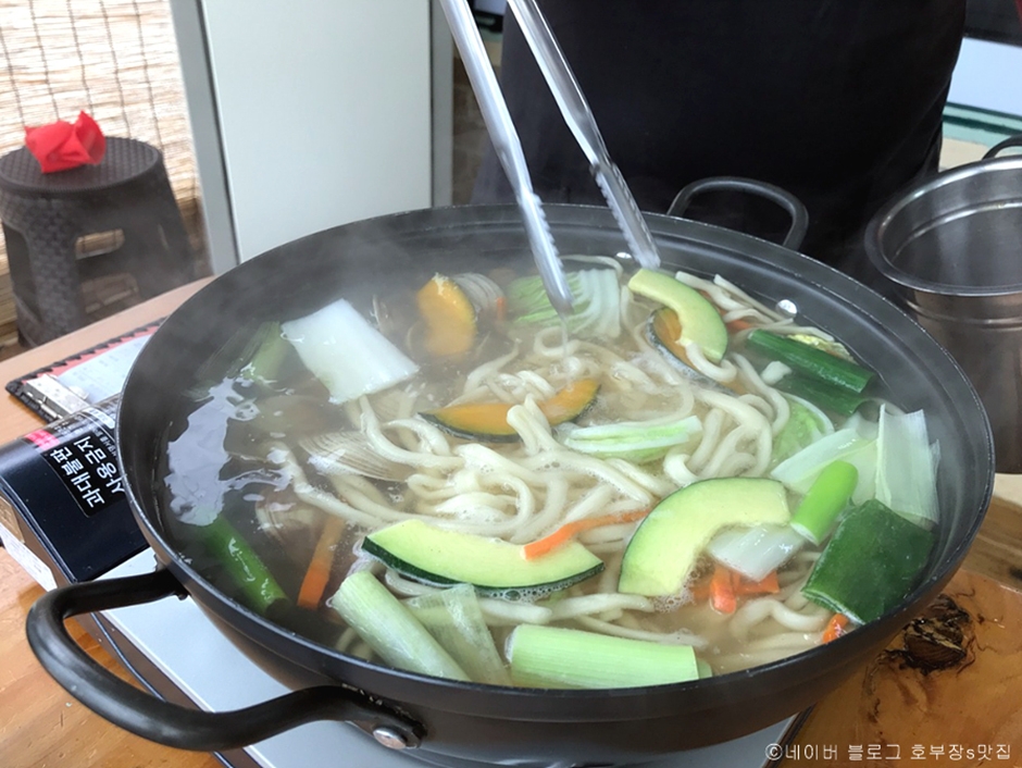 江華元祖刀切麺