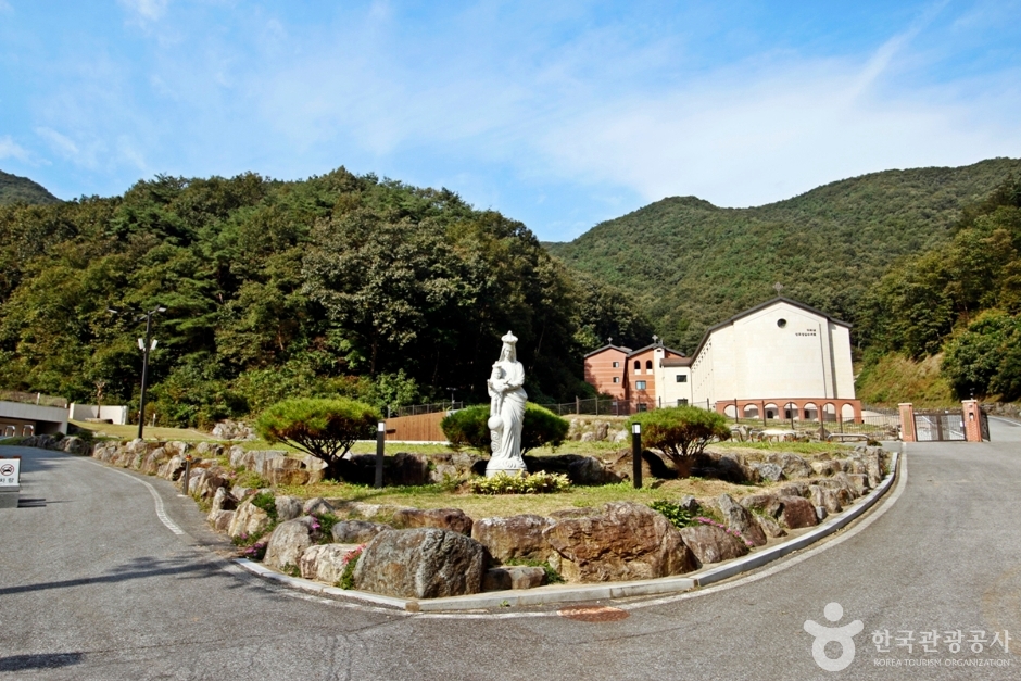 山牛蒡谷圣地