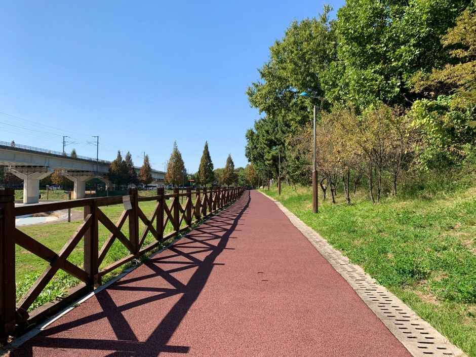 論峴砲台近隣公園