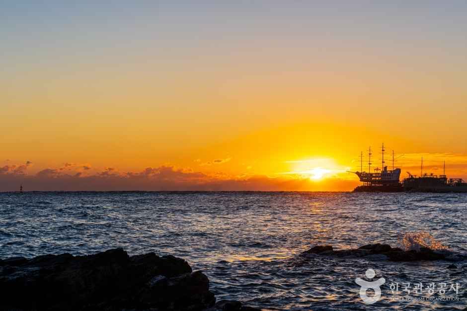 正东津海水浴场