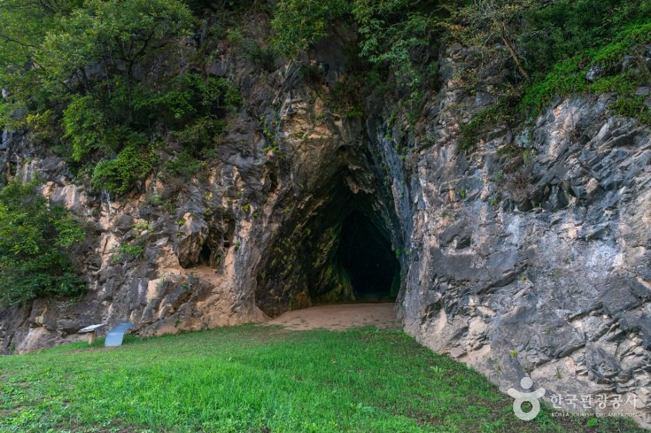 丹陽金窟旧石器遺跡地