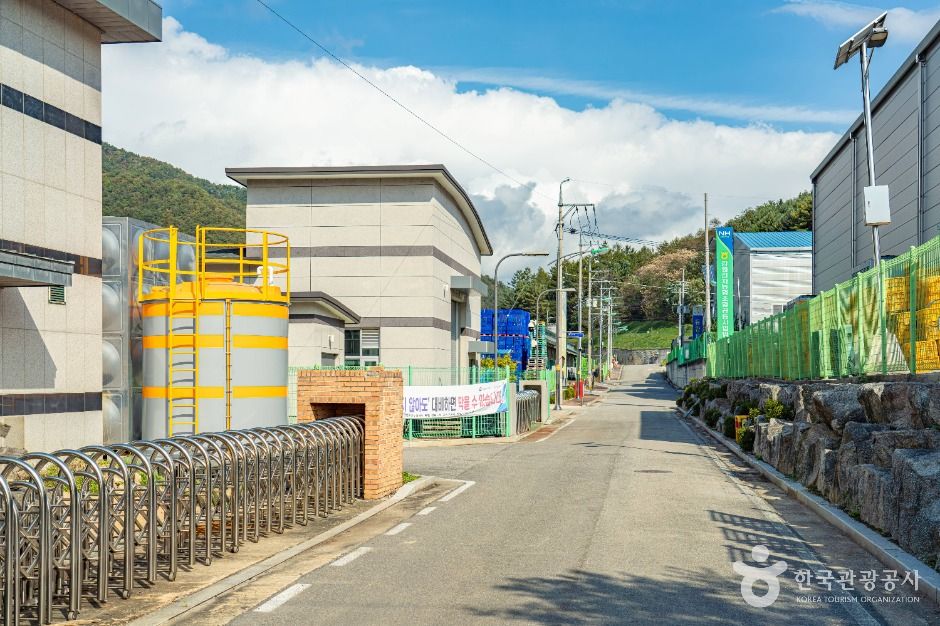 [孝石文学100里道 4コース] 古道に沿って平昌江へ