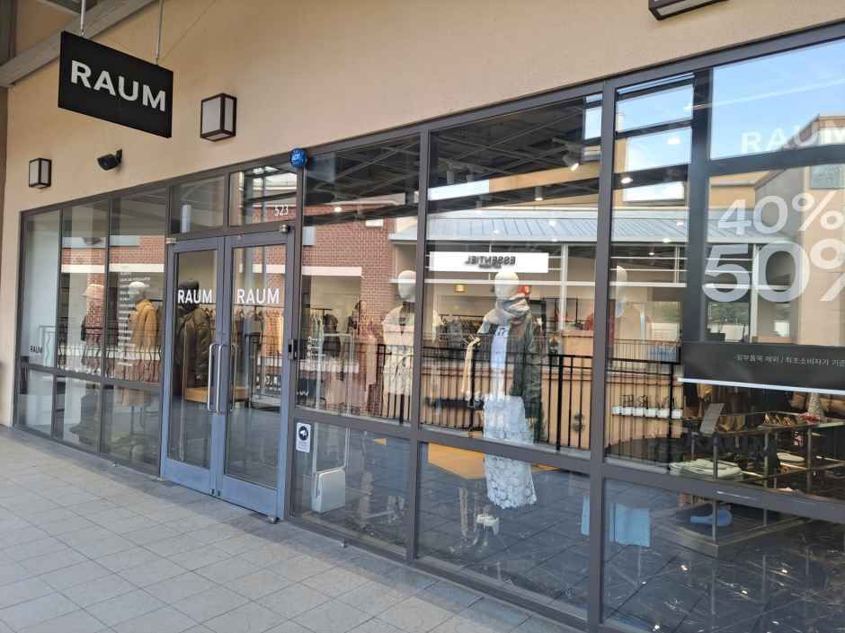 Raum Shinsegae Simon Premium Outlets Paju Branch