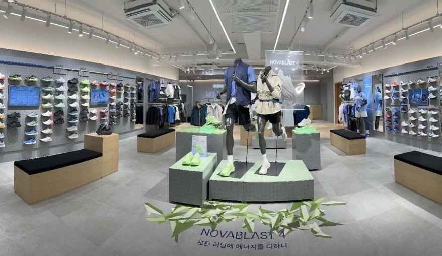 ASICS Gangnam Direct Branch[Tax Refund Shop](아식스 강남직영점)