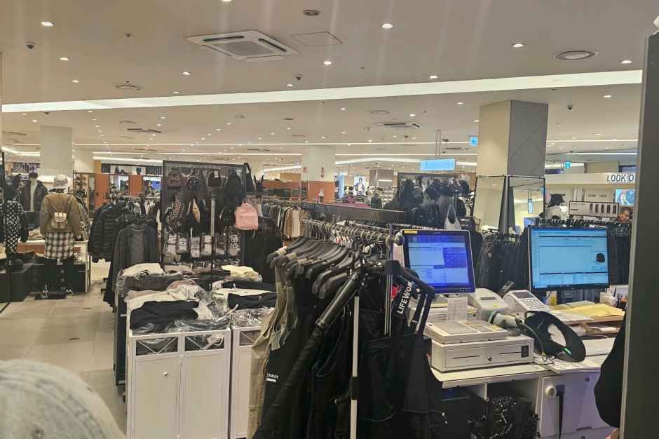 [事後免税店] LIFEWORK（ライフワーク）・新世界サイモンプレミアムアウトレットパジュ（坡州）店(라이프워크 신세계사이먼프리미엄아울렛 파주점)