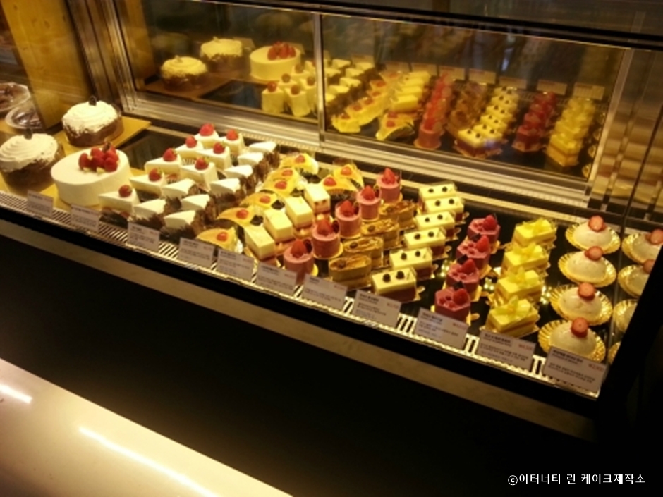 エターニティ リン ケーキ工房