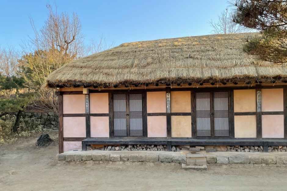 안동_락고재 하회한옥호텔 초가별관_건넌방 외관.jpg