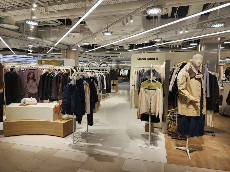 메르시앤에스 타임스퀘어점