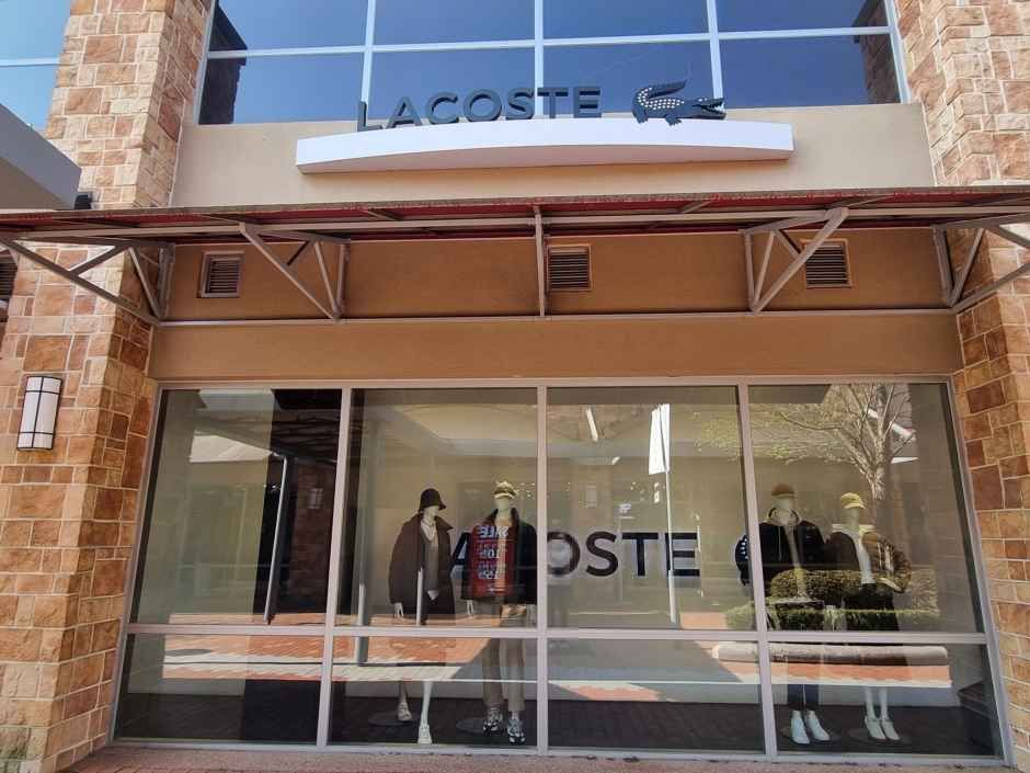 [事後免税店] LACOSTE（ラコステ）・新世界サイモンプレミアムアウトレットヨジュ（驪州）店(라코스테 신세계사이먼프리미엄아울렛 여주점)