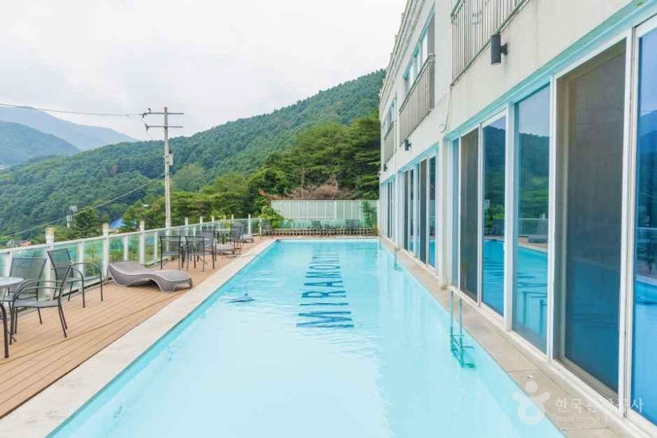 가평미라몬티풀빌라펜션 (경기도 가평군) 사진
