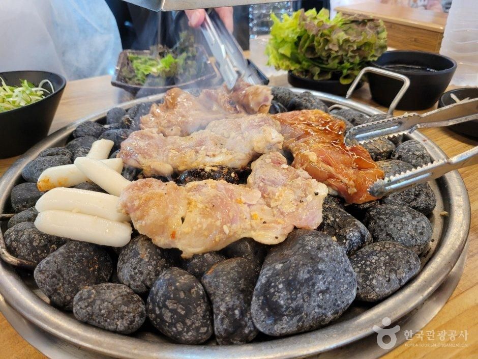 참나무숯불닭갈비
