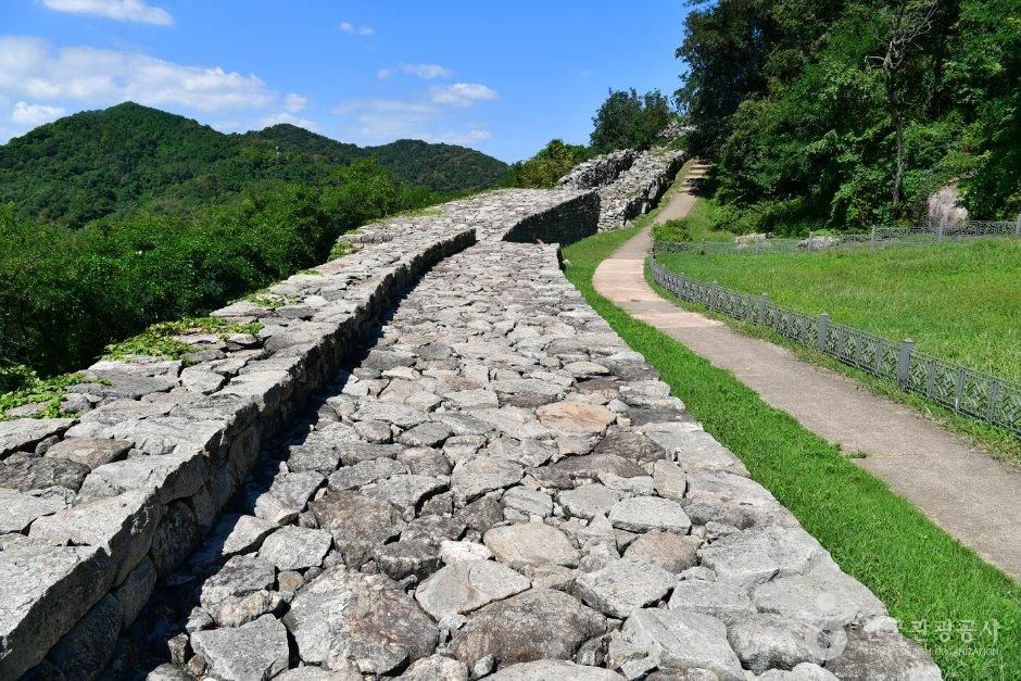 경남_김해_분산성_외부_3.JPG