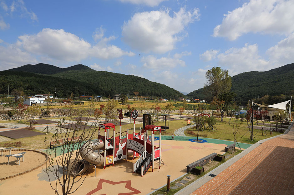 登億アルプス野営場