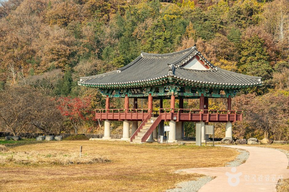 Yeongbyeokjeong Pavilion