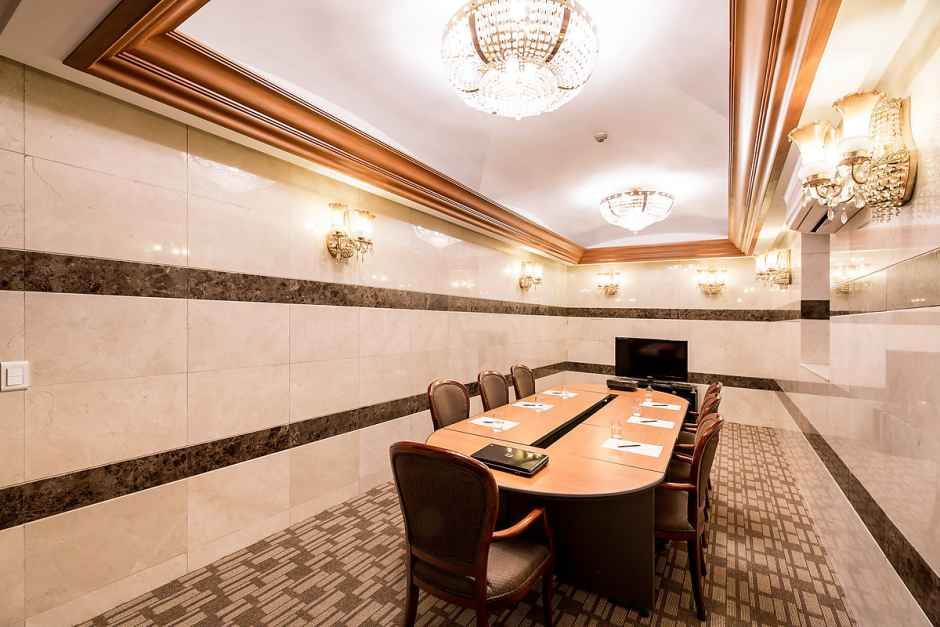 수원_수원 코리아 호텔_비즈니스 센터.jpg