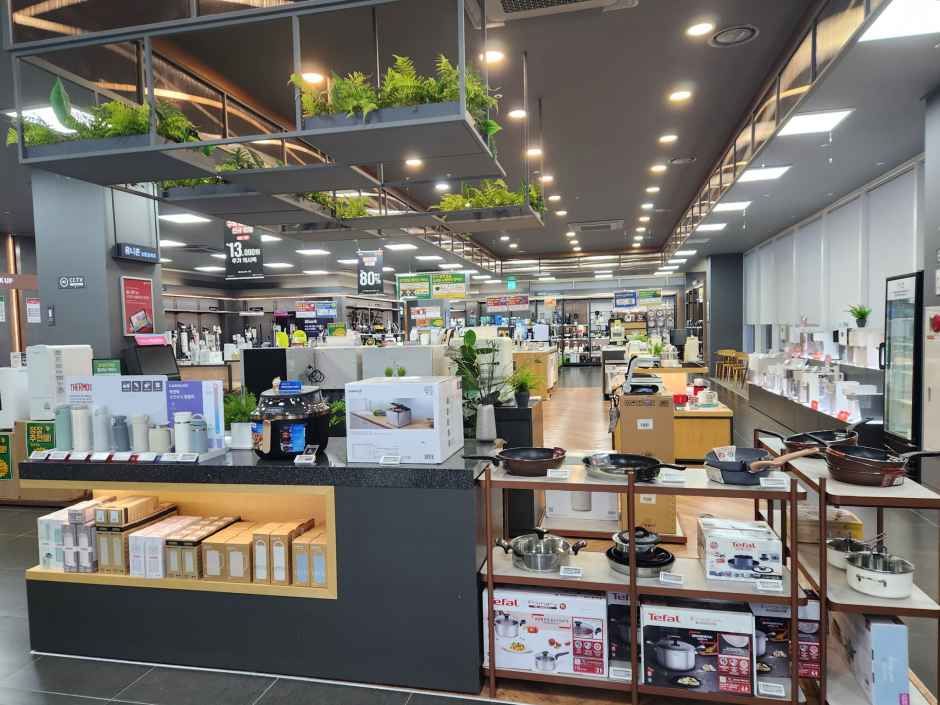 Lotte Himart - Hwagok Branch [Tax Refund Shop](롯데하이마트 화곡점)