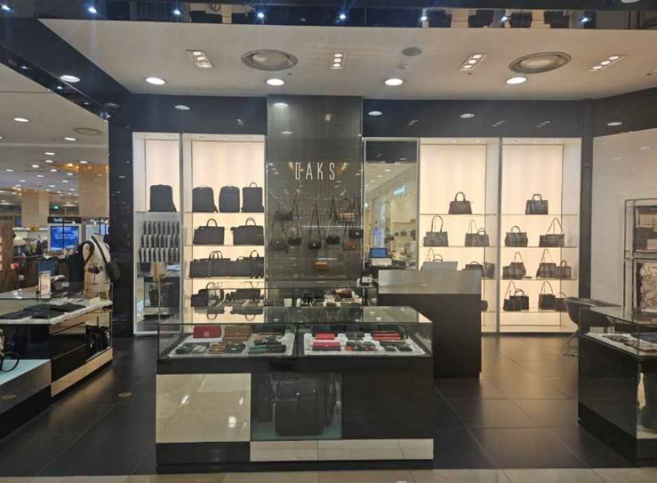 [事後免税店] DAKS（ダックス）ACC・ロッテ百貨店サンイン（上仁）店(닥스ACC 롯데백화점 상인점)