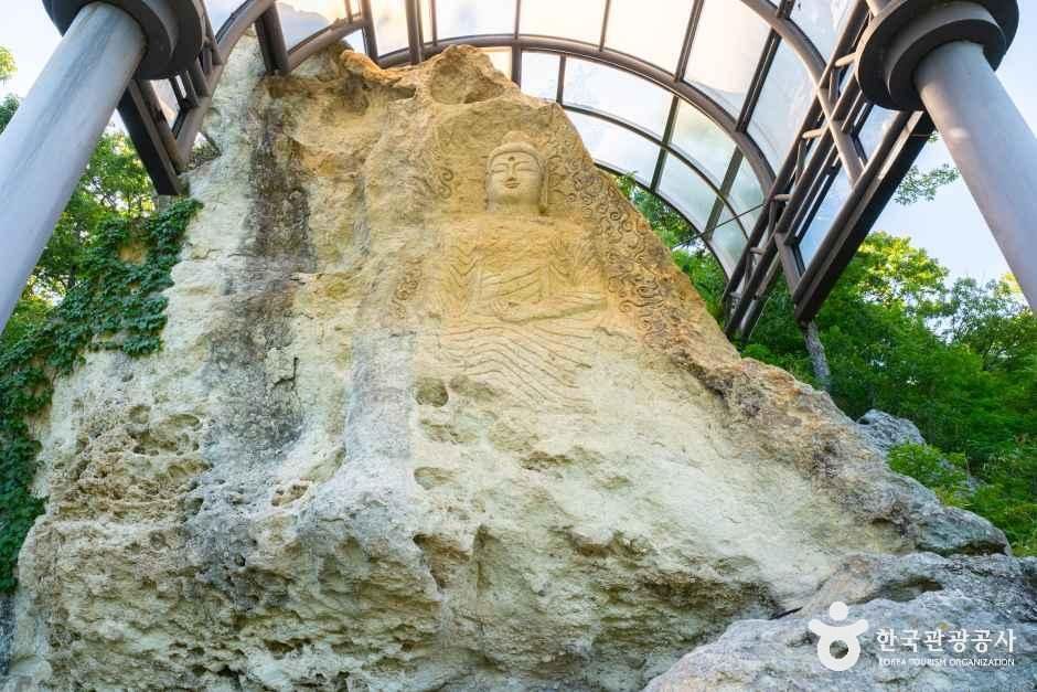 경북_경주_골굴사_외부_5.jpg