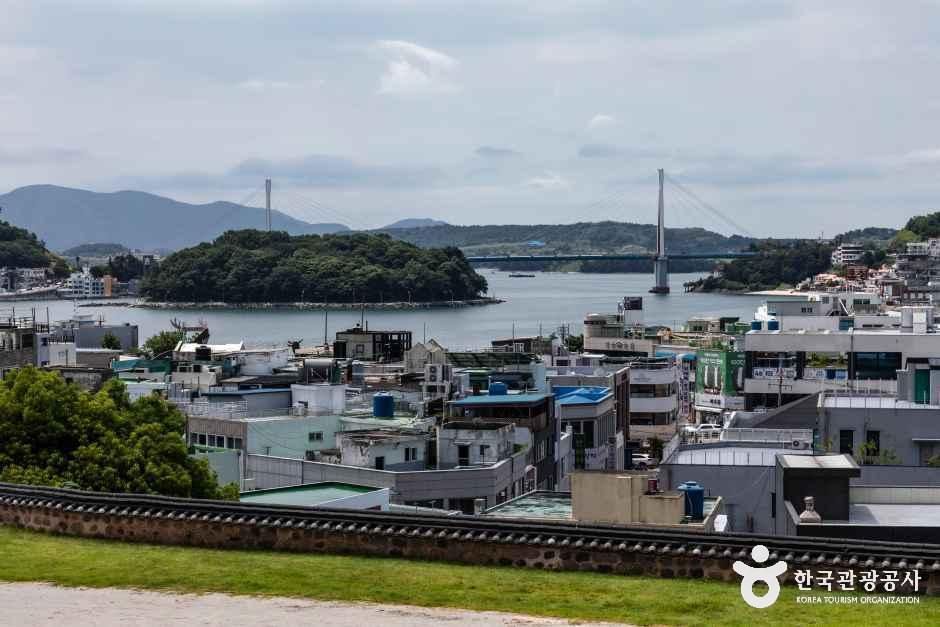 여수 진남관