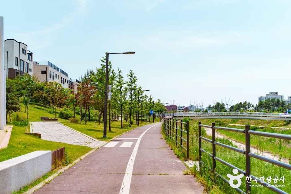 평택_고덕수변공원 (3).jpg