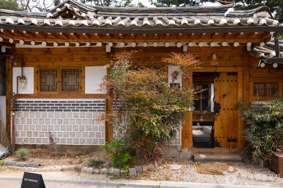 Hanok Experience