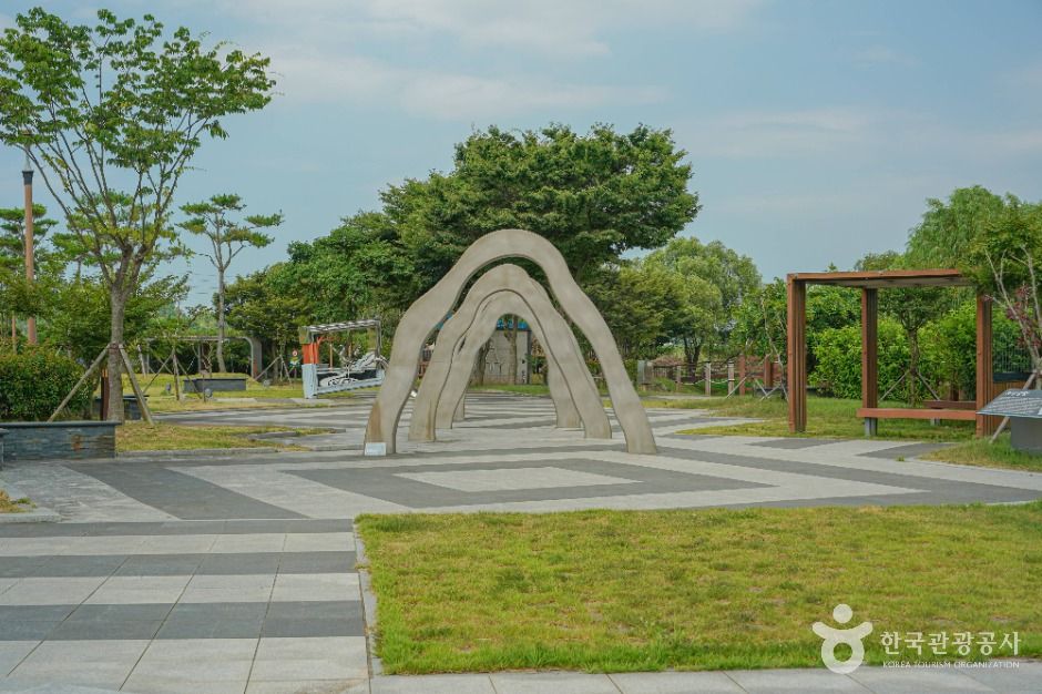 水山堤歴史公園