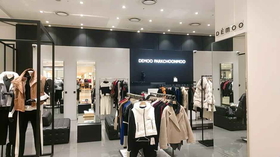 デム ロッテモール光明店